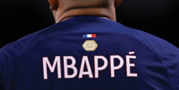 mornet landa - LFP LIGUE 1 S1 MBappé vu de dos